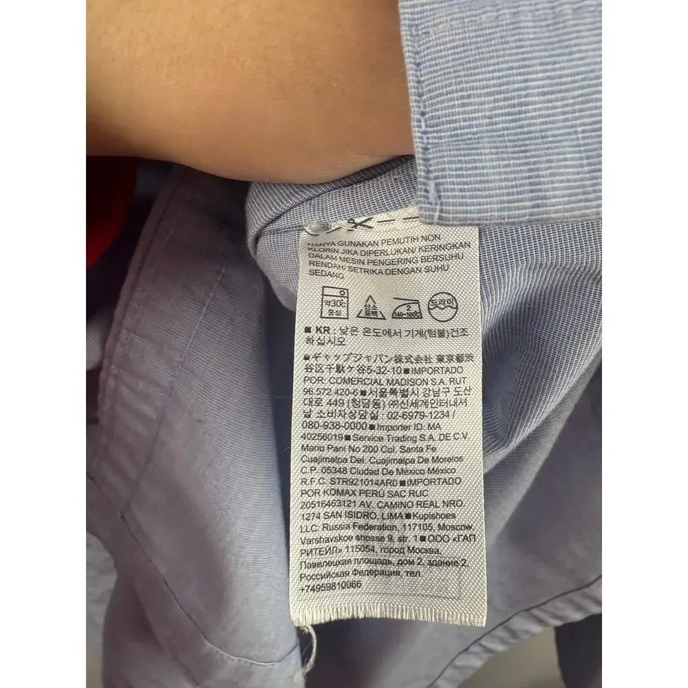 Men’s Banana Republic Small Light Blue Button Up